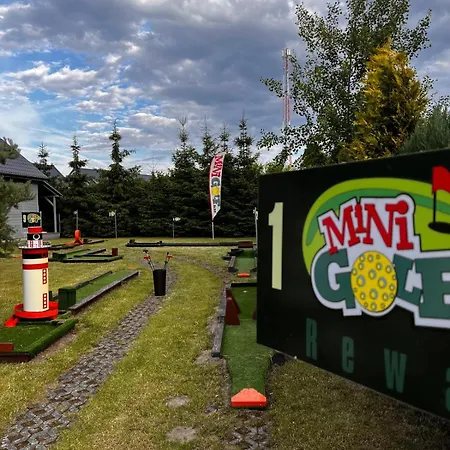 Szept & Mini Golf Rewal
